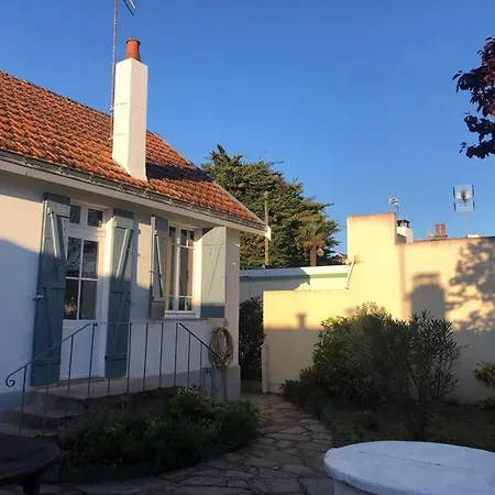 펜션 Maison Et Jardin Proche Plage
